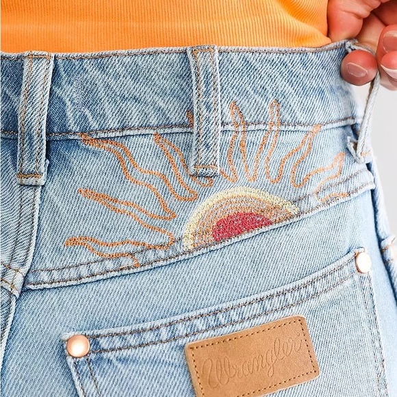 Wrangler Westward 626 High Rise Boot Jean - Picture 2 of 10